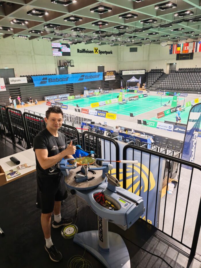 Alex "Badminton Vienna" Wong: resident String-Team bei den Austrian Open 2026